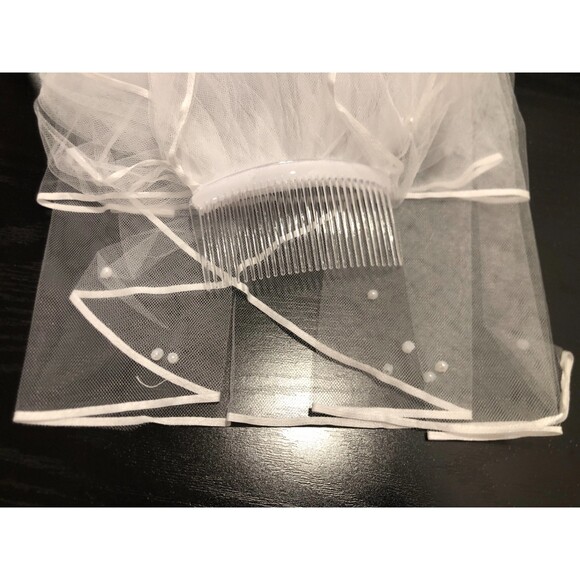 NWT 3 Layers Classic Simple Satin Edge with Comb Wedding Veil for Brides 33.5'' - Picture 5 of 5